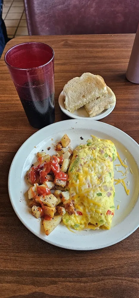 Western Omelette & Crispy Hashbrowns